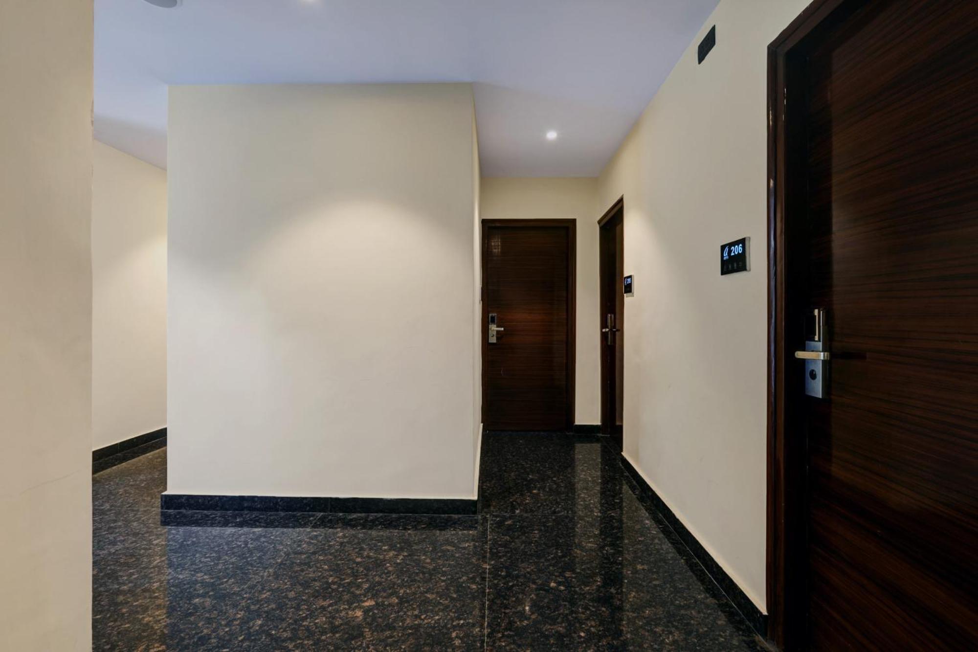 Astra Hotels & Suites - Koramangala 班加罗尔 外观 照片
