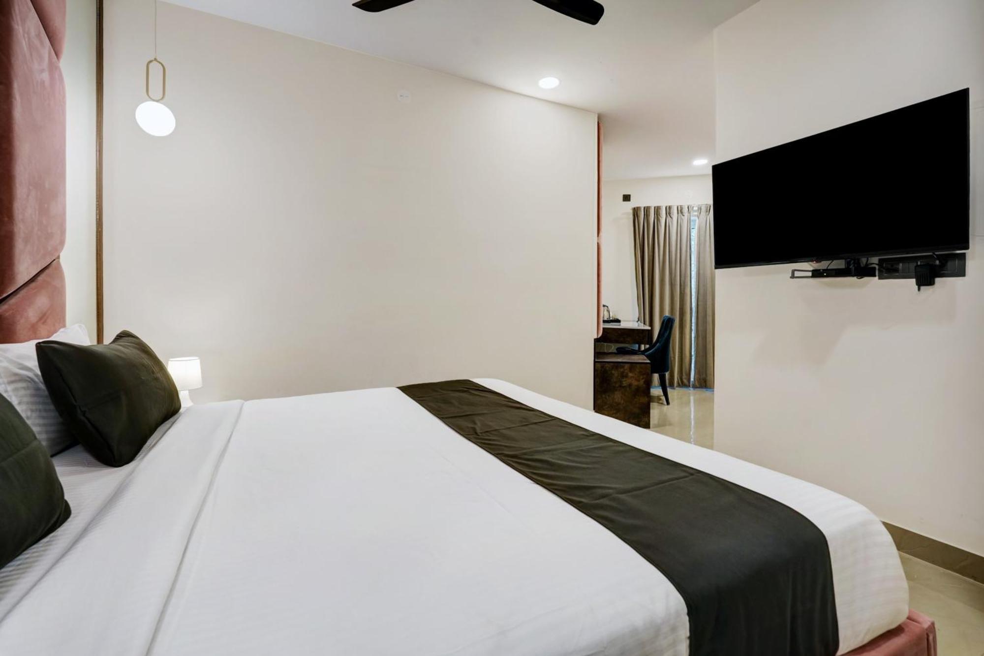 Astra Hotels & Suites - Koramangala 班加罗尔 外观 照片